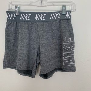 Nike girls gray shorts